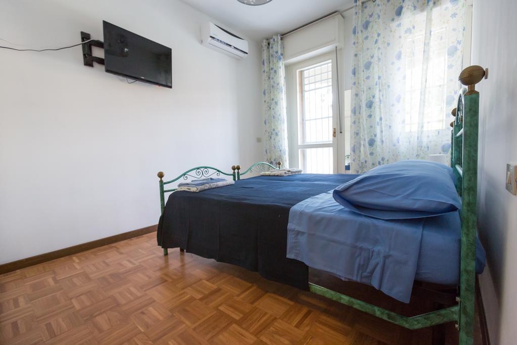 Bolognina Central Apartment Bolonia Exterior foto