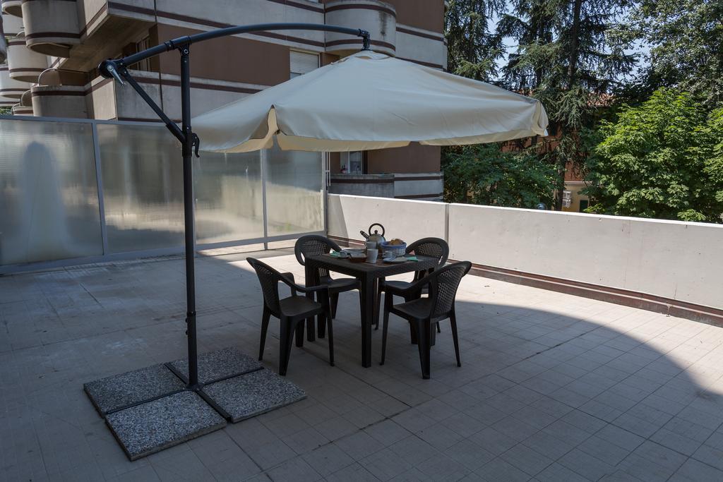 Bolognina Central Apartment Bolonia Exterior foto