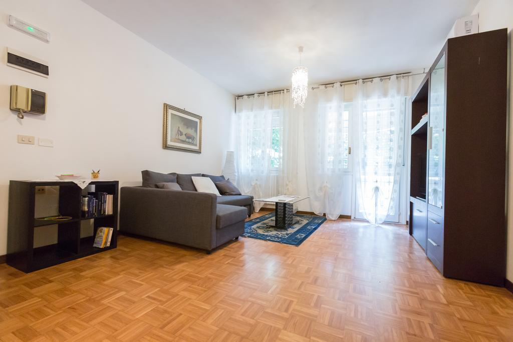 Bolognina Central Apartment Bolonia Exterior foto