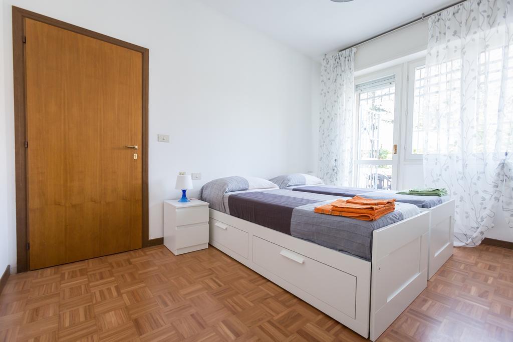 Bolognina Central Apartment Bolonia Exterior foto